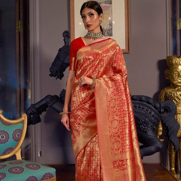 JHEAPS TOMATO RED AND GOLDEN BLEND KANJIVARAM SOFT WOVEN SILK SAREE - Picture 1 of 17